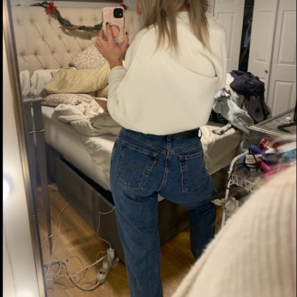 Vintage Levi’s relaxed fit jeans - Picture 15 of 16